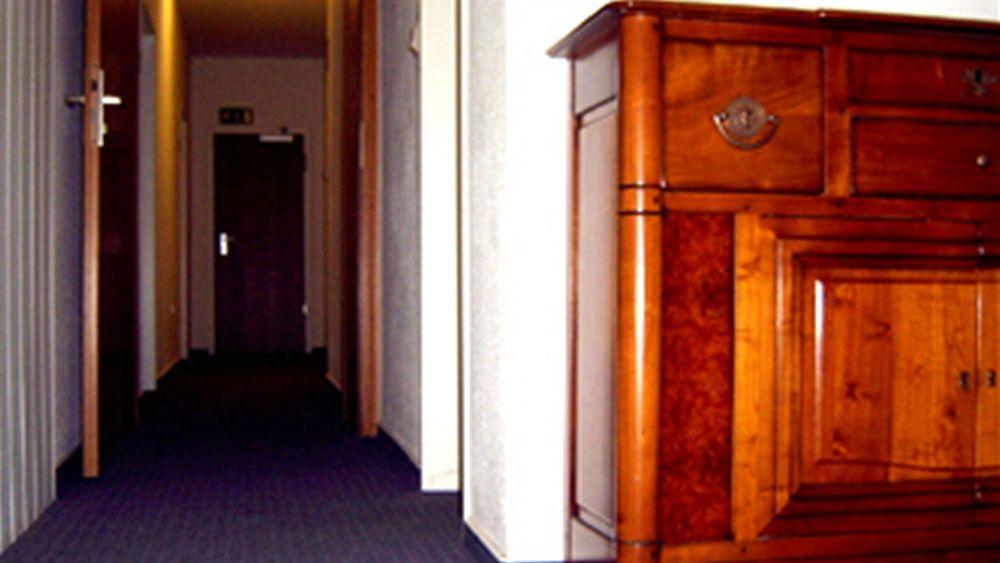 Buergerhaus Hotel Steinbach im Taunus Bagian luar foto