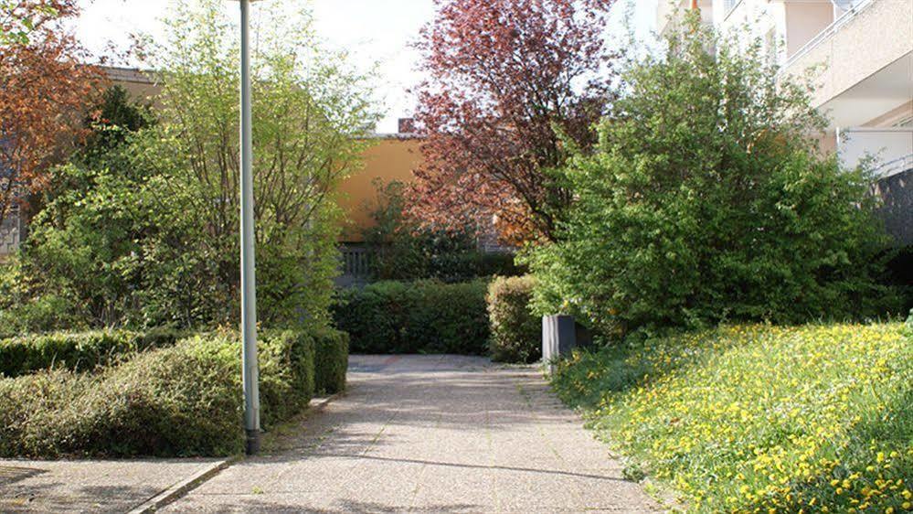 Buergerhaus Hotel Steinbach im Taunus Bagian luar foto